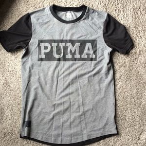 Puma T-shirt. Medium.